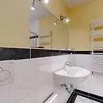 Apartment Residenz Prorer Wiek 08 *