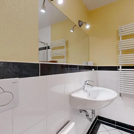 Apartment Residenz Prorer Wiek 08 *