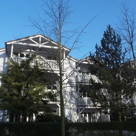 Residenz Prorer Wiek 08 Apartman *